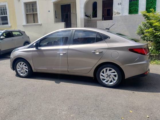 HYUNDAI HB20S 1.0 12V FLEX EVOLUTION MANUAL HYUNDAI HB20S 1.0 12V FLEX EVOLUTION MANUAL